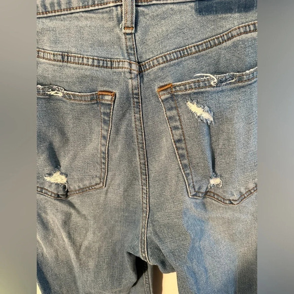 ABERCROMBIE & FITCH CURVE LOVE 26 Ultra High Rise Ankle Straight Destroyed Jeans - Picture 6 of 10